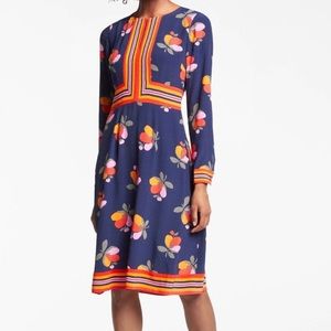 Boden Daisy Dress in Navy Bloom 4